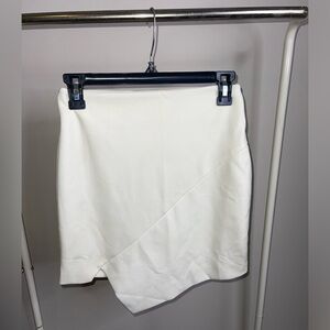 Tobi white skirt size XS